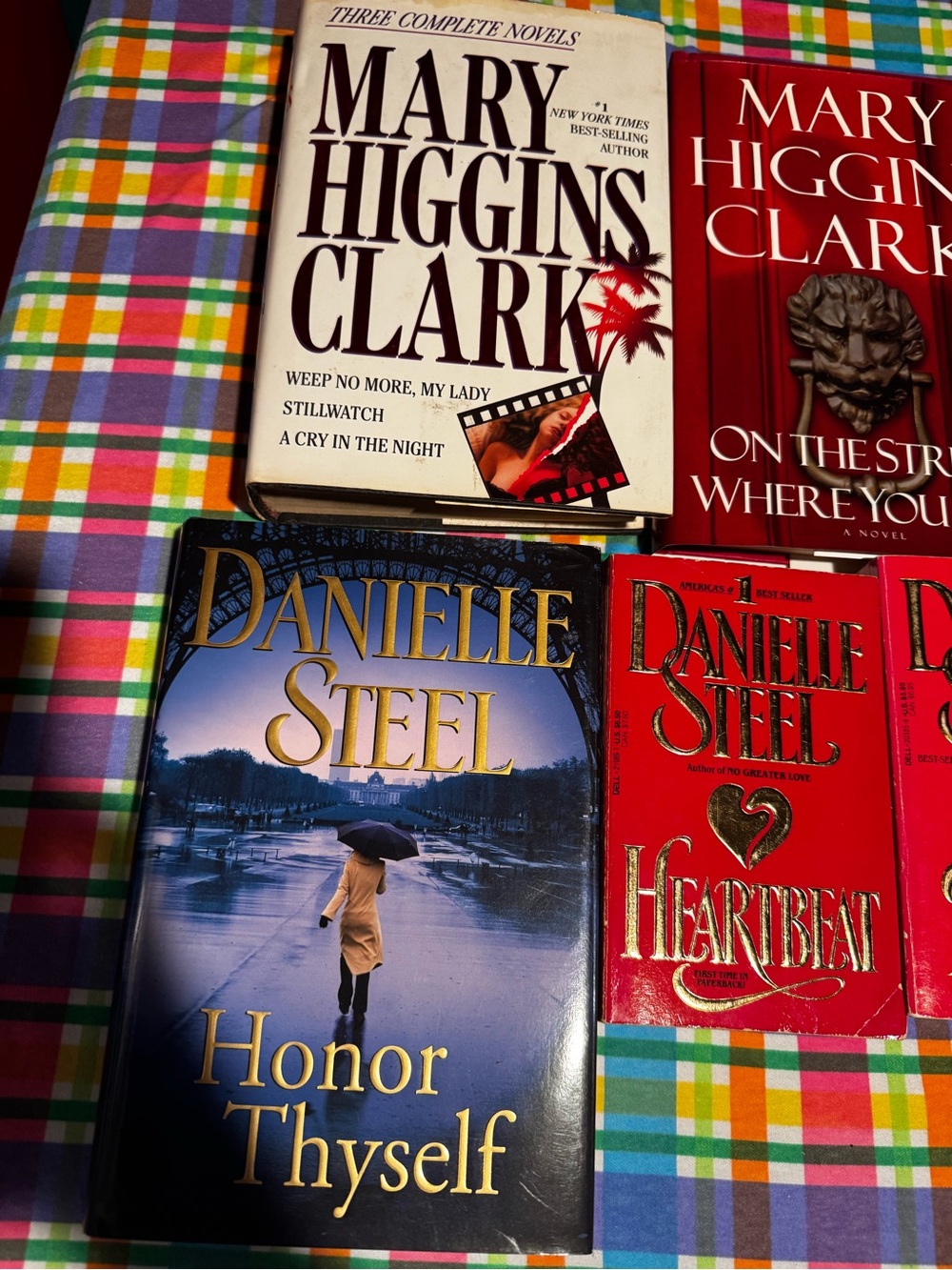 Books - Picture 3 of 3